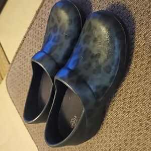 CROCS Black Leopard Print Mules